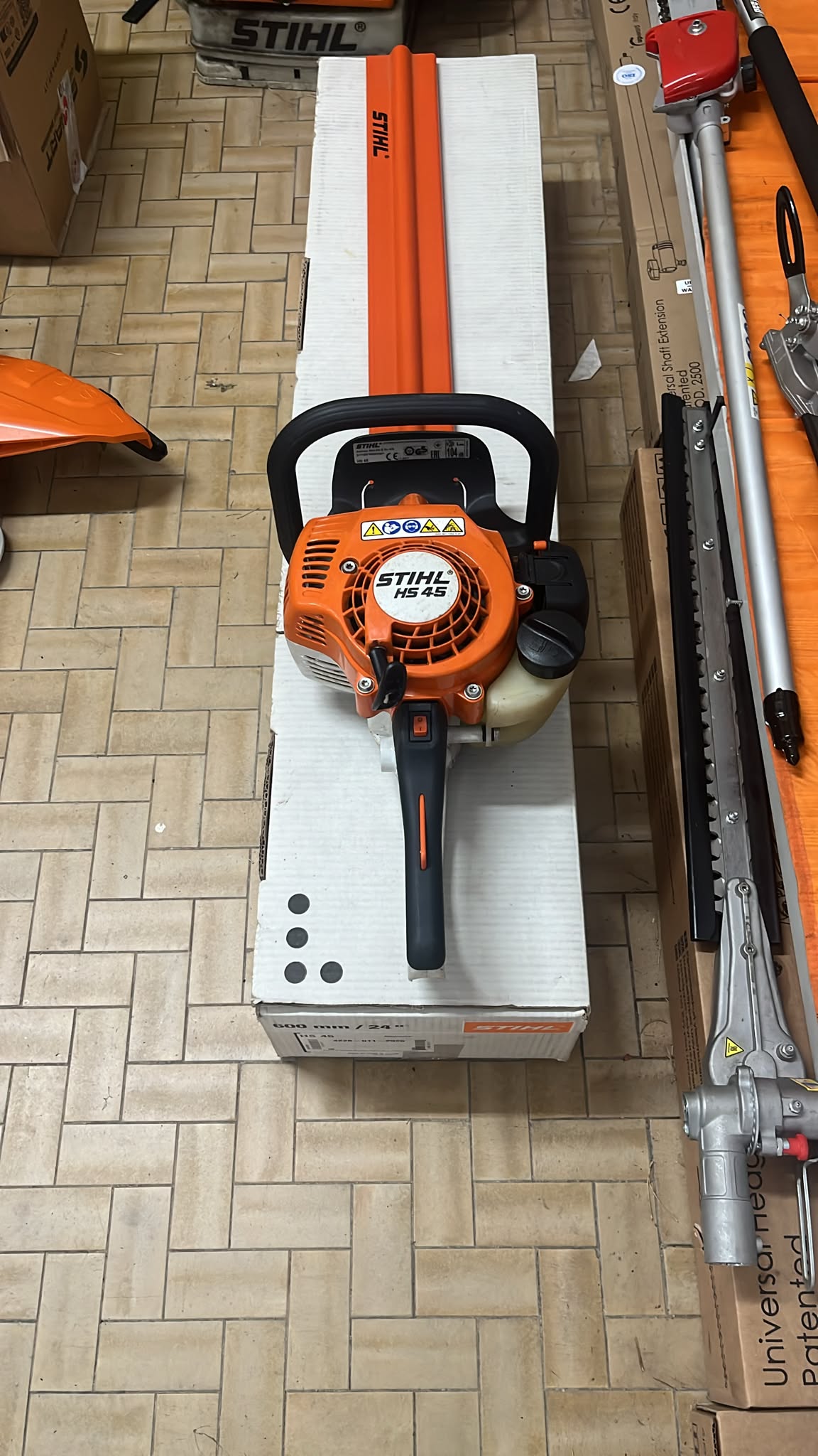 Tosasiepi Stihl lama lunga