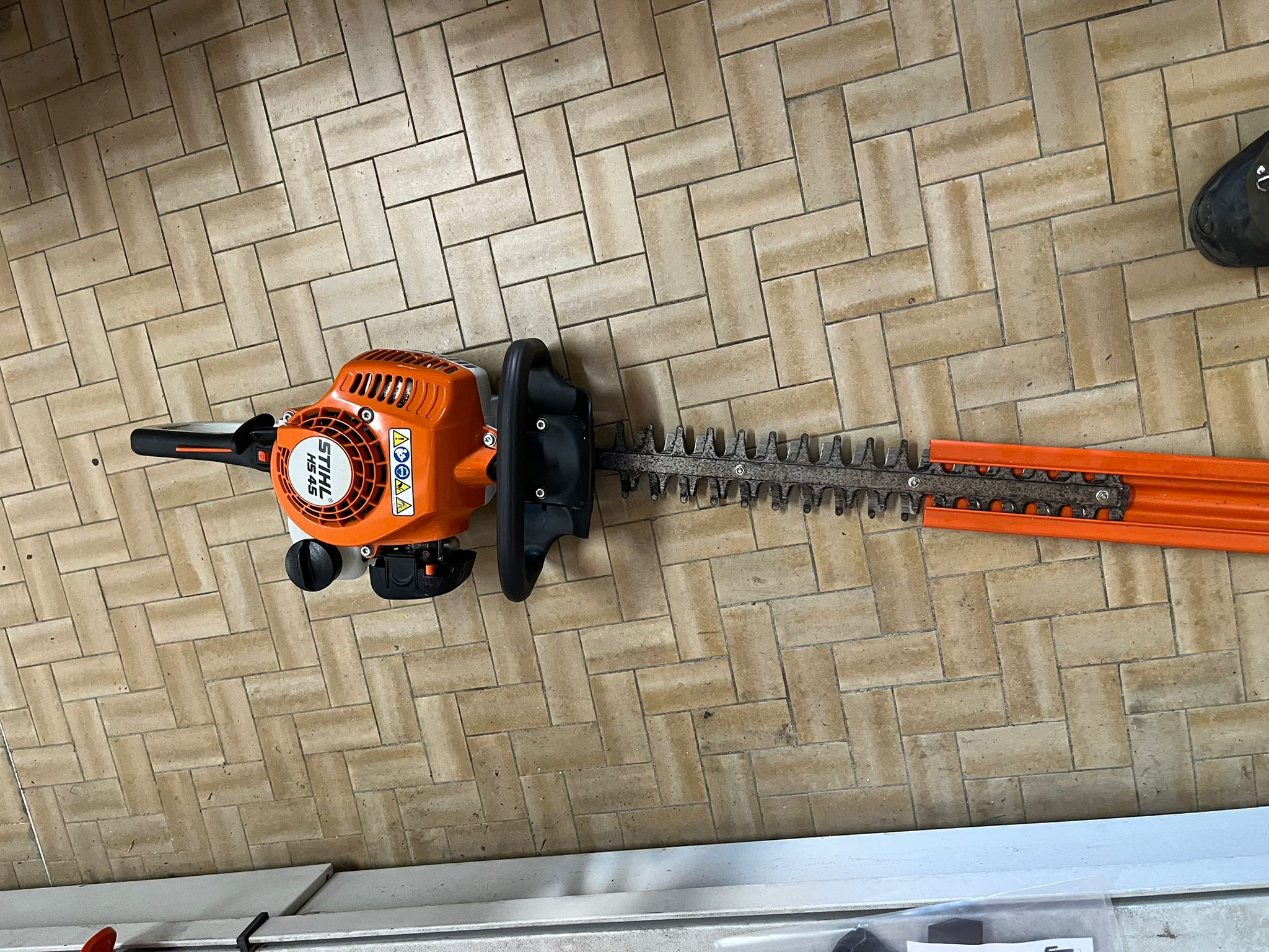 Tosasiepe Stihl hs 45 lama lunga